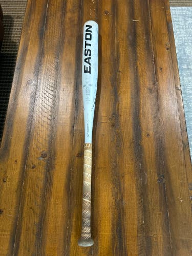 2023 Easton Ghost Unlimited Composite Bat (-11) 18 oz 29" (Used)