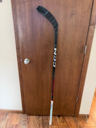 Junior CCM Jetspeed FT6 Pro Right Handed Hockey Stick P29 (Used)