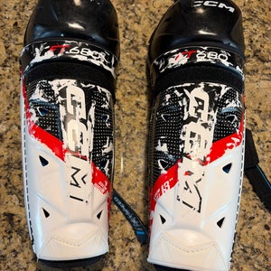 Intermediate CCM Jetspeed FT680 13" Shin Pads (Used)