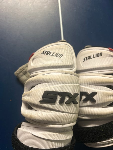 Medium Adult STX Stallion 500 Arm Pads (Used)