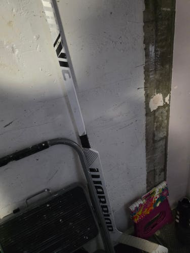 Warrior Ritual V1 SR Regular Goalie Stick 26" Paddle (Used)