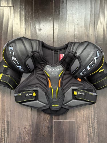 CCM Tacks 9080 Shoulder Pads Senior Medium