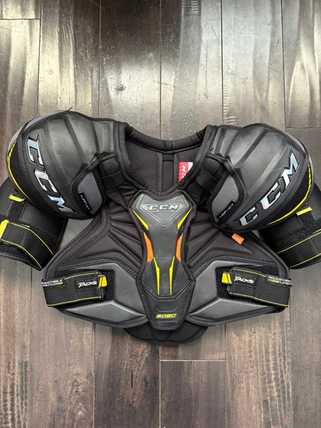 CCM Tacks 9080 Shoulder Pads Senior Medium