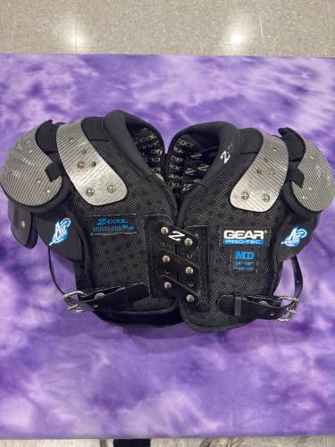 Medium Youth Gear Pro Tec Z-Cool Shoulder Pads (Used)