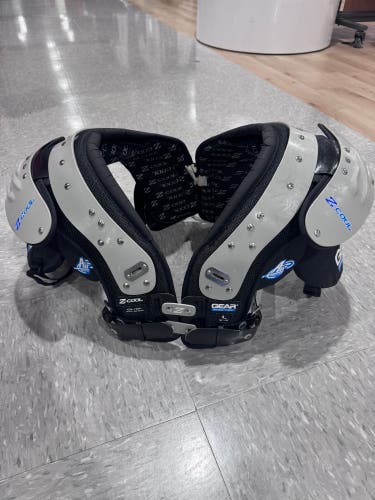 Large Adult Gear Pro Tec Z-Cool Shoulder Pads (Used)