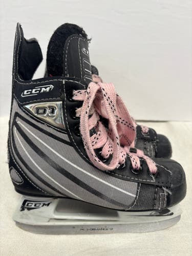CCM Hockey Skates Regular Width 11 (Used)
