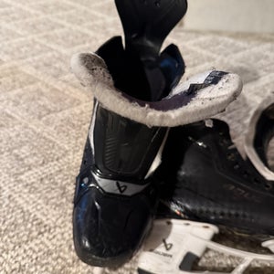 2024 Bauer Supreme Shadow Hockey Skates 7 (Used)
