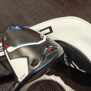 RIGHT HAND COBRA AEROJET LS GOLF DRIVER 10.5* GRAPHITE KAI'LI RED 60 REGULAR