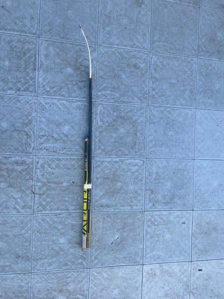 Senior Bauer Vapor Hyperlite 2 Right Handed Hockey Stick P29 Pro Stock (Used)
