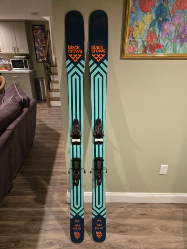 Black Crows Atris 108 underfoot 184 length with Atomic Shift MNC 13 Bindings. 2022 skis