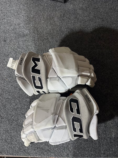 CCM HGPJSPP Gloves 14" Pro Stock (Used)