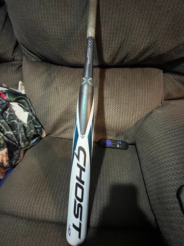 2024 Easton Ghost Composite Bat (-10) 23 oz 33" (Used)