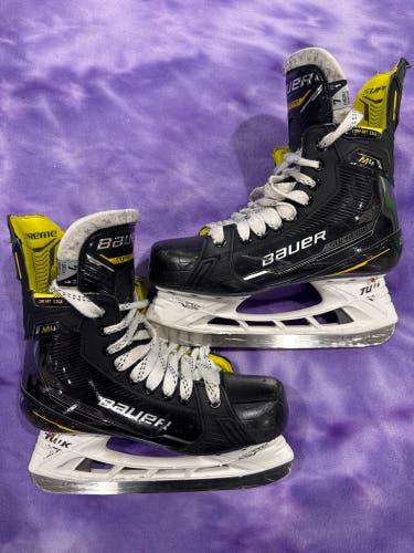 Senior Bauer Supreme M4 Hockey Skates Regular Width 7 (Used)