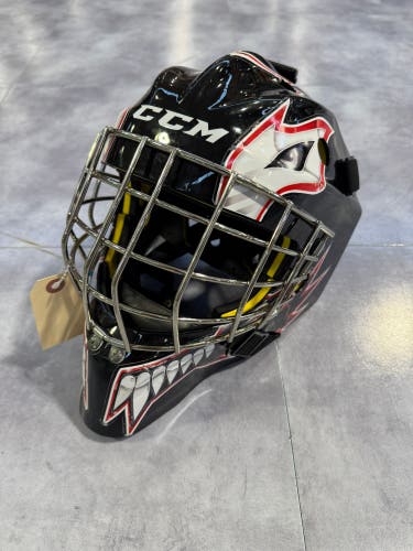 Junior CCM Axis 1.5 Goalie Mask | HECC 2029