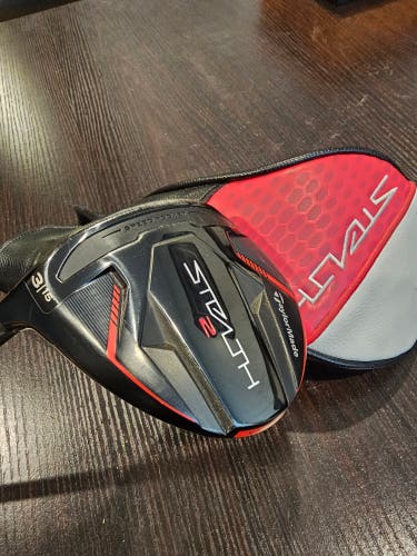 LEFT HAND TAYLORMADE STEALTH 2 FAIRWAY 3-WOOD 15* GRAPHITE VENTUS TR STIFF