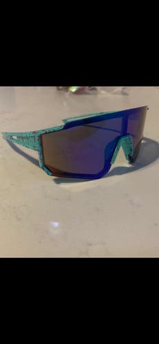 SunSluggers DiamondDrip edition