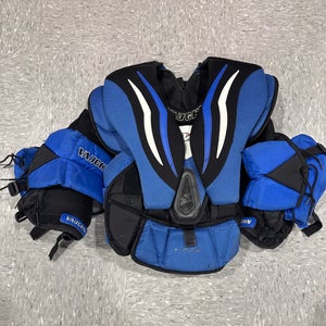 Intermediate Medium Vaughn Velocity V7 XR Pro Carbon Goalie Chest Protector (Used)