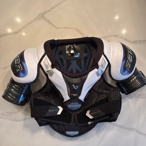 Bauer Vapor Flylite Shoulder Pads (Used 1x) Junior Small