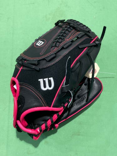 NEW Wilson Flash Right Hand Throw Softball Glove 12"