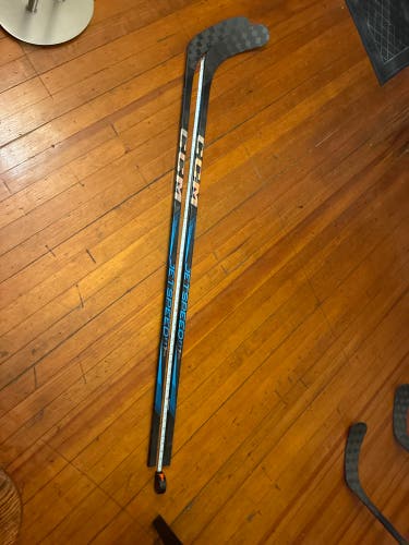 Intermediate CCM Jetspeed FT7 Pro Right Handed Hockey Stick P29 (New)