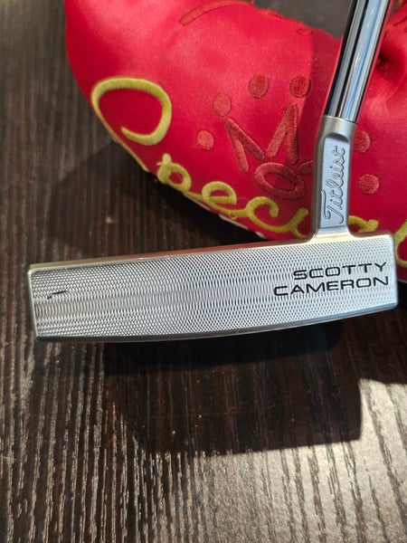 RIGHT HAND SCOTTY CAMERON SPECIAL SELECT FASTBACK 1.5 GOLF PUTTER