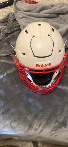 Medium Adult Riddell SpeedFlex Helmet (Used)