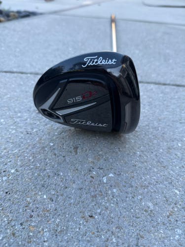 Men's Titleist 915 D2 Right Handed Driver Stiff Flex 9.5 Loft (Used)