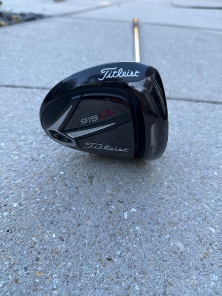 Men's Titleist 915 D2 Right Handed Driver Stiff Flex 9.5 Loft (Used)