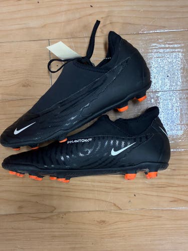 Black Men's Size M 8.0 (W 9.0) Nike Phantom GX Cleats Molded Cleats (Used)