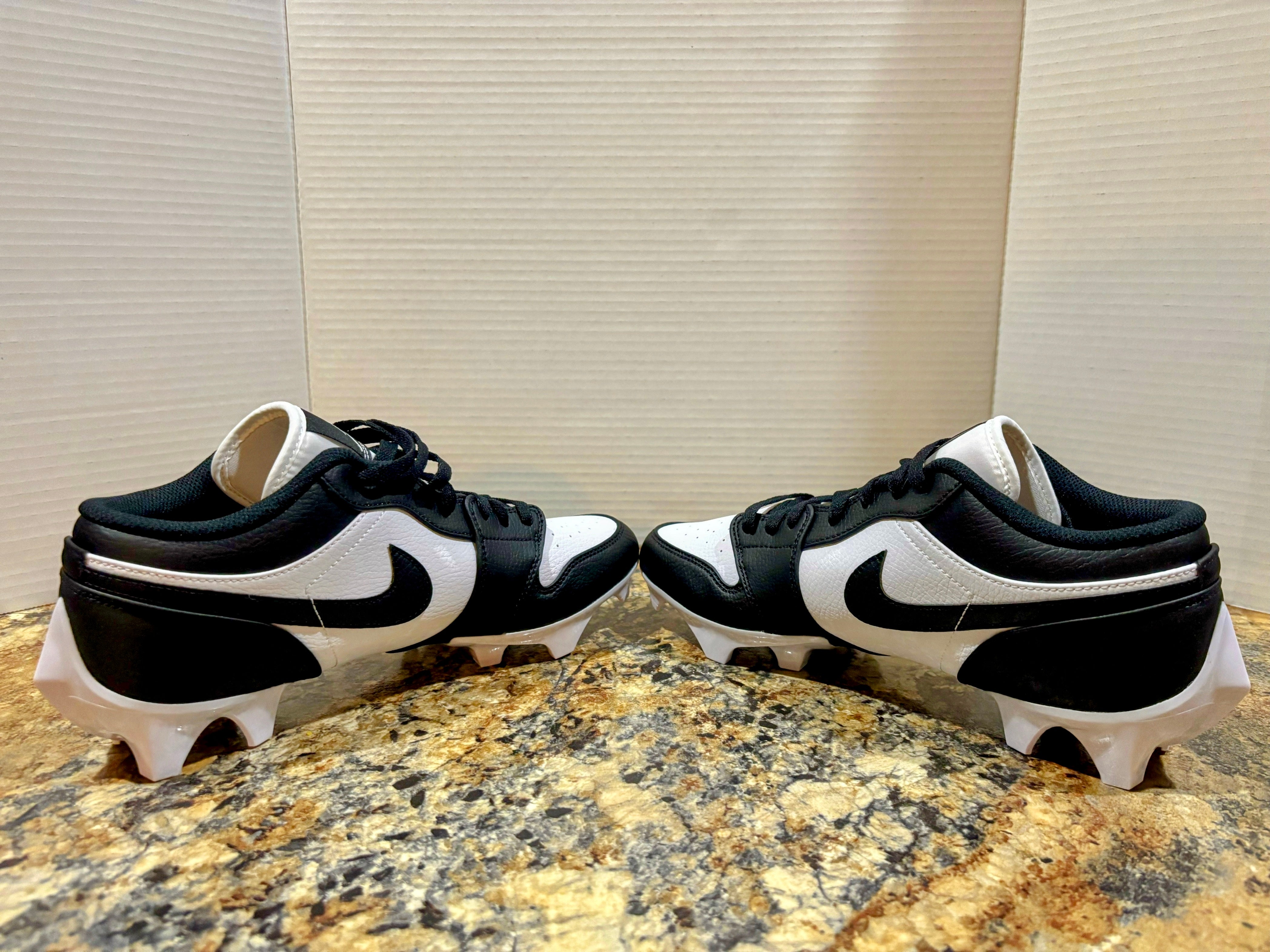 jordan men's 10 td football cleats
