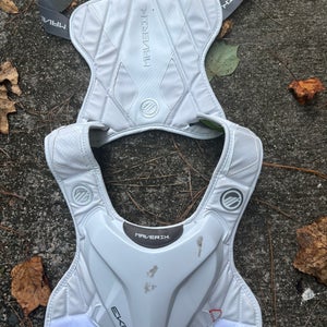 Medium Adult Maverik M5 Speed Pad Shoulder Pads (Used)