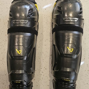 Used Bauer Supreme Mach Shin Pads Sr. (Left shin guards is cracked)