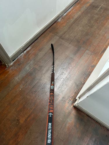 CCM Super Tacks AS-V Pro Right Handed Hockey Stick P28