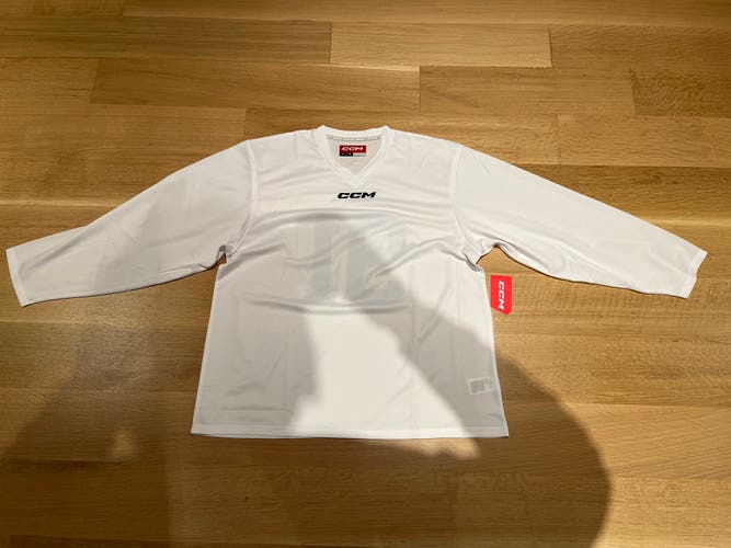 New Pro Stock CCM 5000 Practice Jersey Senior Large White #91