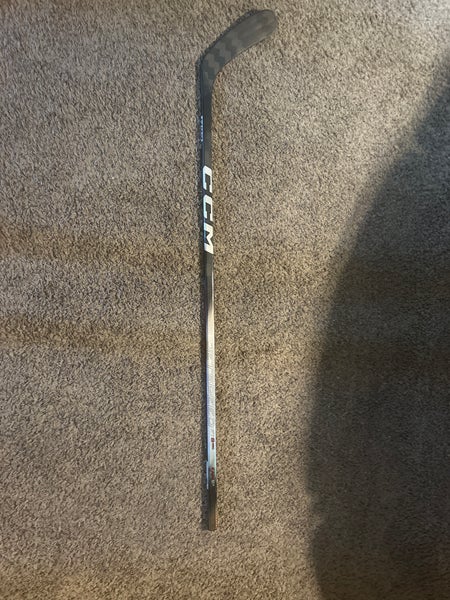 Intermediate CCM JetSpeed FT8 Pro Right Handed Hockey Stick P29 (New)