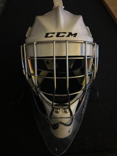 White Senior Small CCM Axis 1.9 Goalie Mask (Used) bag included
