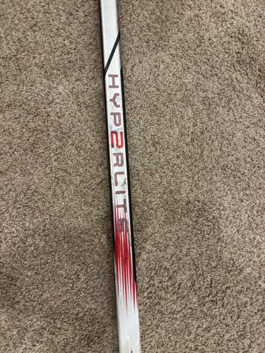 Senior Bauer Hyperlite 2 Regular Goalie Stick 24" Paddle (Used)