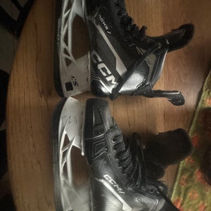 2022 CCM Tacks Vector Plus Hockey Skates 8 (Used)