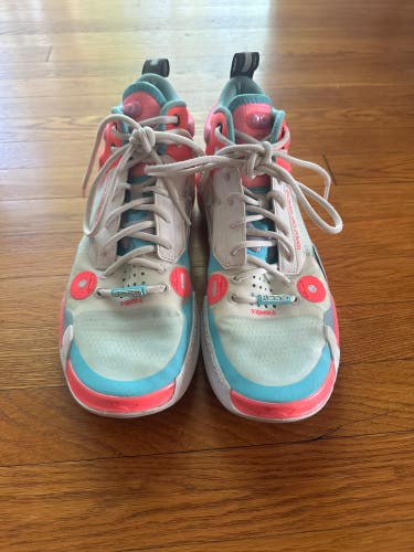 Li-Ning Way of Wade 10 “south beach” Dwyane Wade- Mens Size 10.5 (Box Included)