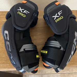 Senior Medium CCM Tacks xf pro Elbow Pads Pro Stock (Used)