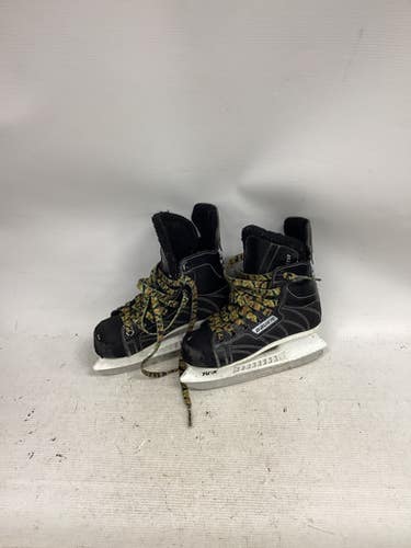 Used Bauer PANTERA Youth Hockey Skate Youth 12.0 11851-S000038974