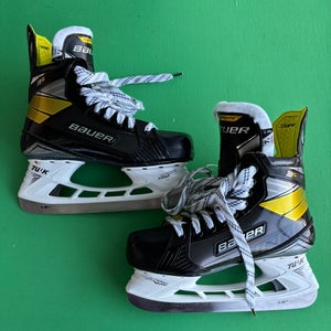 Senior Bauer Supreme 3S Hockey Skates | Size 7.5 Fit 3