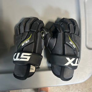 STX Stallion 200 Lacrosse Gloves Small (Used)