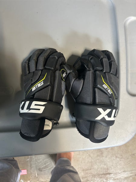 STX Stallion 200 Lacrosse Gloves Small (Used)