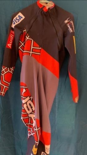 Men's Medium Spyder Ski Suit (Used)