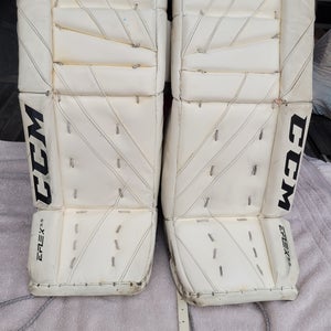 CCM Eflex 5.5 28 +1 Goalie Pads (Used)