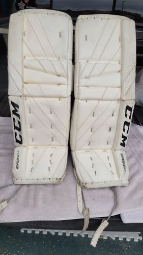 CCM Eflex 5.5 28 +1 Goalie Pads (Used)