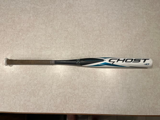 2023 Easton Ghost Composite Bat (-10) 22 oz 32" (Used)