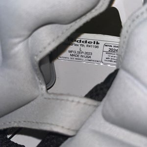 Large Youth Riddell SpeedFlex Helmet (Used)