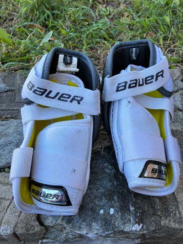 Senior Large Bauer Supreme ignite pro Elbow Pads (Used)